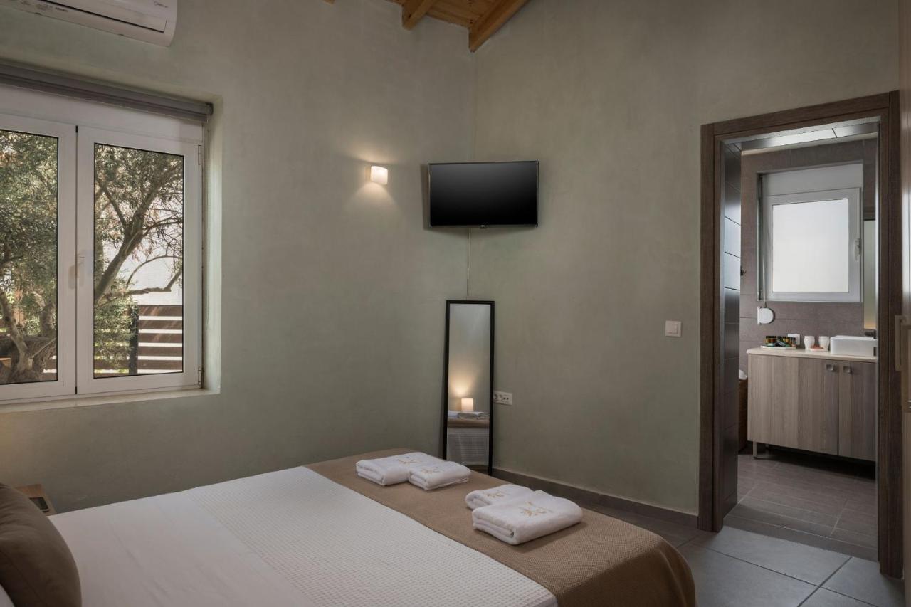 Villa Roxanne Galatas  Bagian luar foto